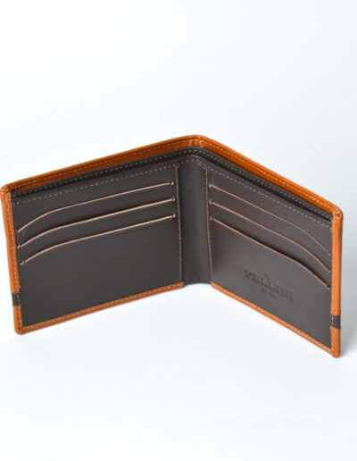 Bifold Minimalist Leather Wallet